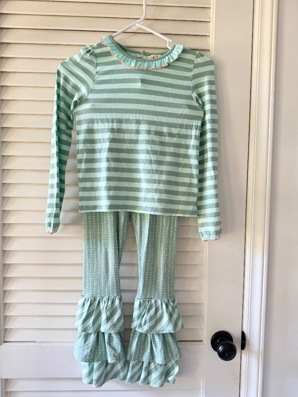 Matilda Jane Girls Size 8 Outfit Set Ruffle Bell Bottom Pants Striped Boho